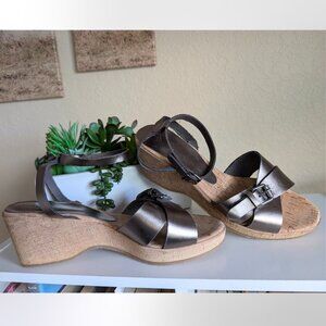 Young Spirit, Metallic Platform Sandals | Made in Germany | Size 40 (US 9-9.5)